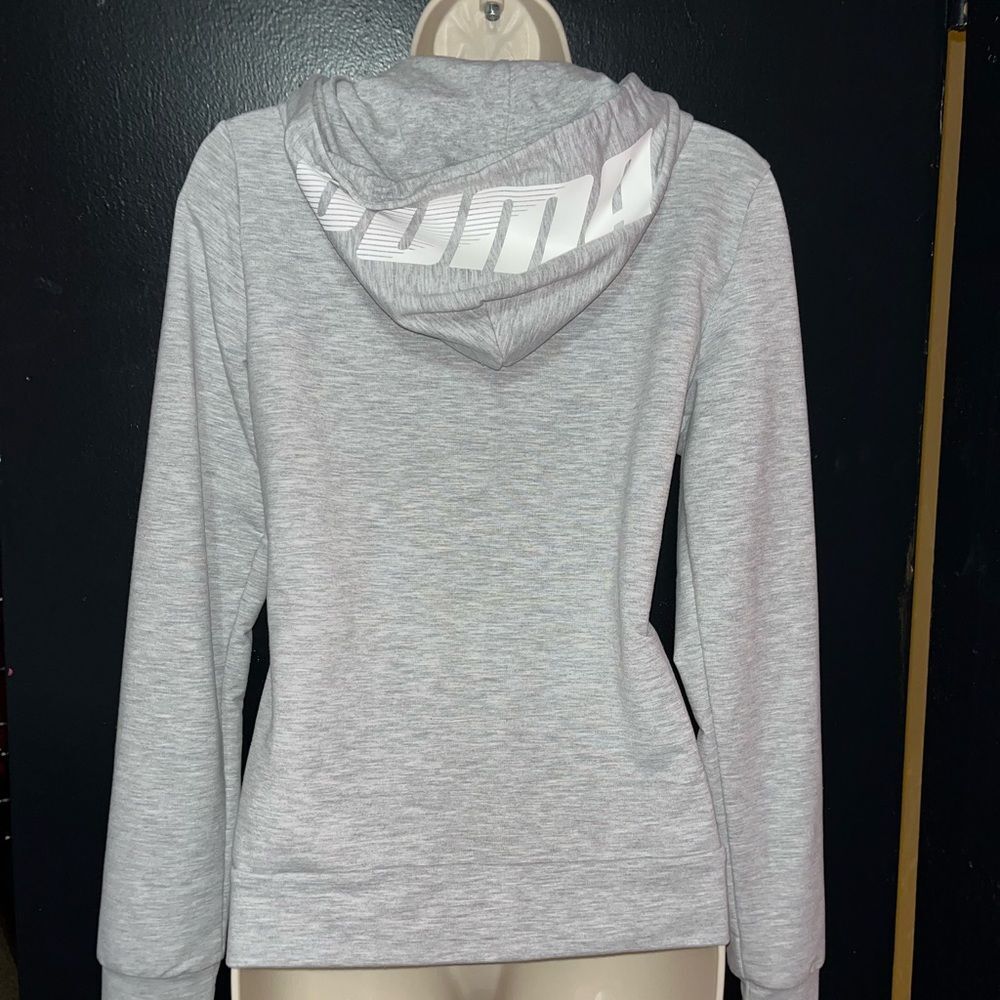 Puma pale heather grey zip up hoodie. Size small.